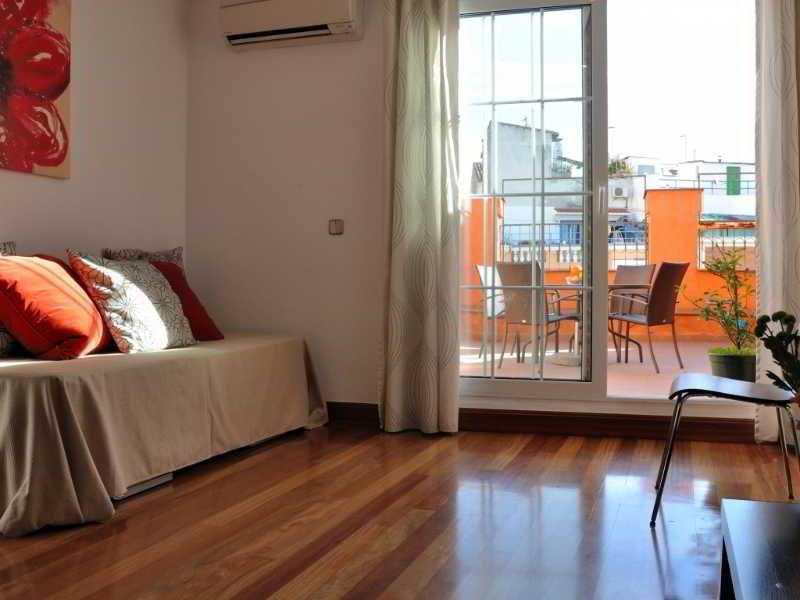 Gran Via Sol Apartamentos Madrid Exteriör bild