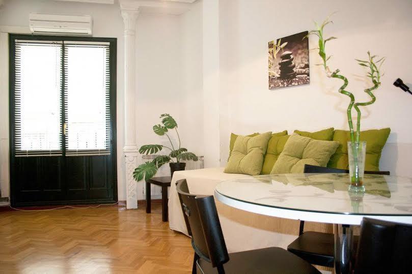 Gran Via Sol Apartamentos Madrid Rum bild